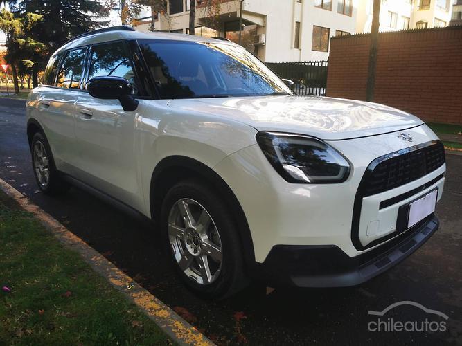 MINI Countryman 3