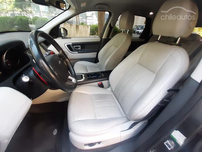 Land Rover Discovery Sport 17