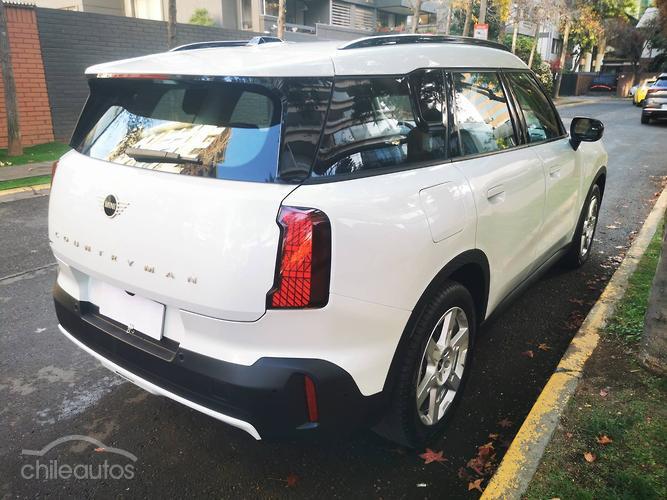 MINI Countryman 6
