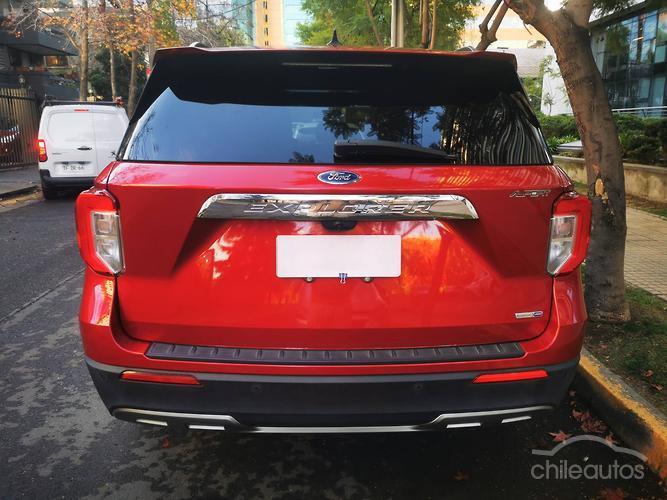 Ford Explorer 5