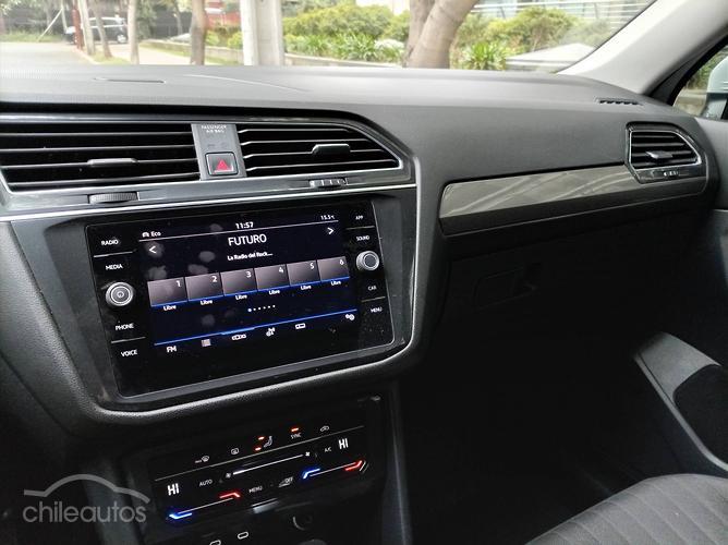 Volkswagen Tiguan 8