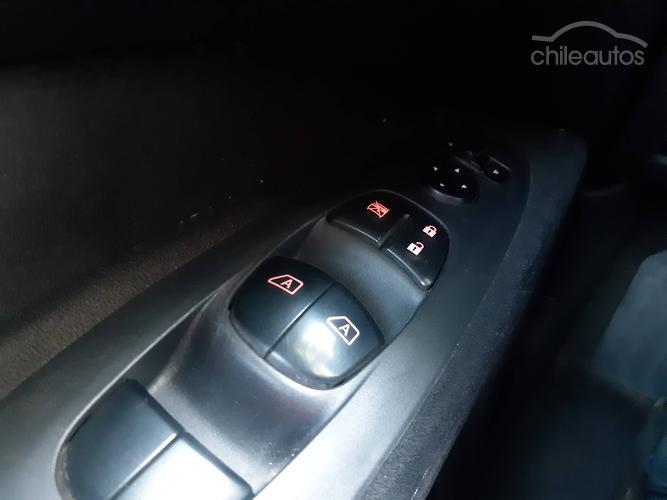 Nissan Pathfinder 19