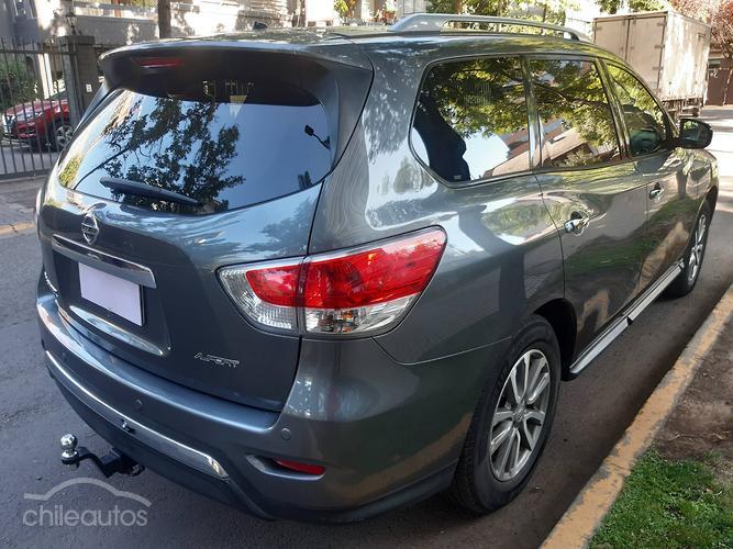 Nissan Pathfinder 6