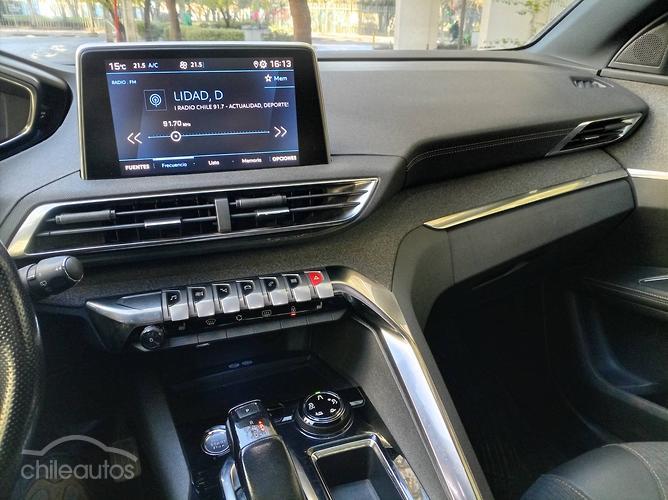 Peugeot 5008 8