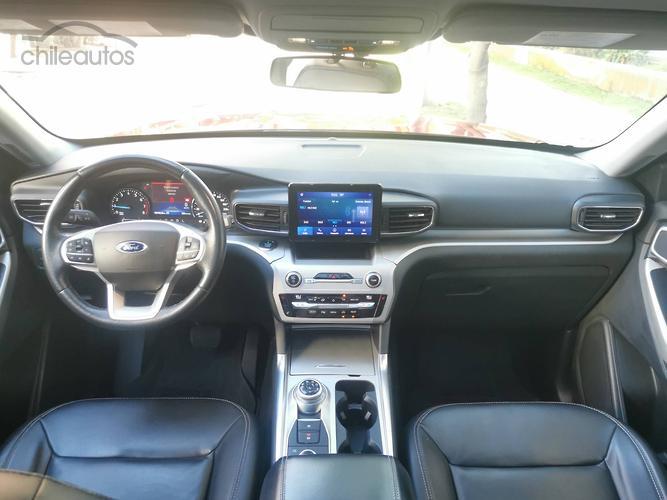 Ford Explorer 19
