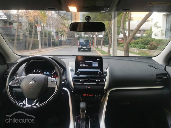Mitsubishi Eclipse Cross 10