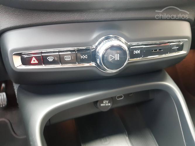 Volvo C40 9