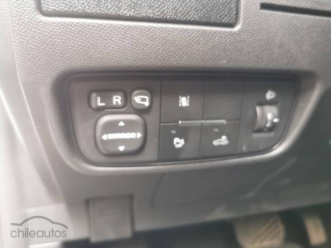 Peugeot Landtrek 11
