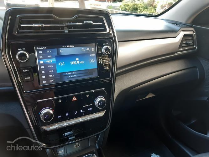 SsangYong Tivoli 8