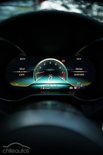 Mercedes-Benz C 63 Amg 11