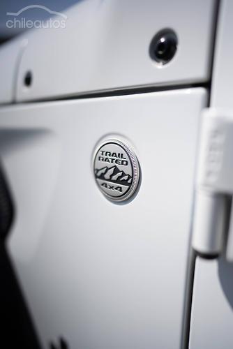 Jeep Gladiator 7