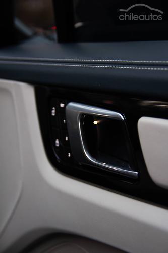 Porsche Cayenne 12