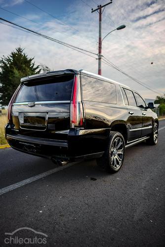 Cadillac Escalade 16