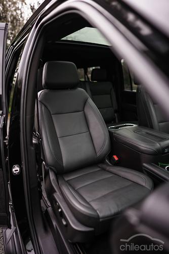 Chevrolet Suburban 20