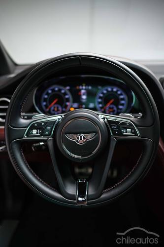 Bentley Bentayga 10