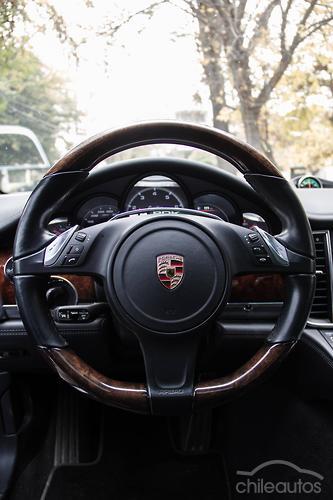 Porsche Panamera 11