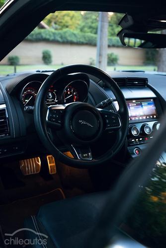Jaguar F-Type 16