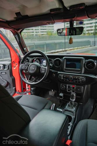 Jeep Gladiator 13