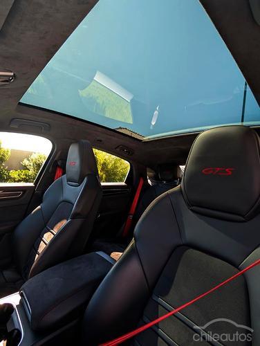 Porsche Cayenne 8