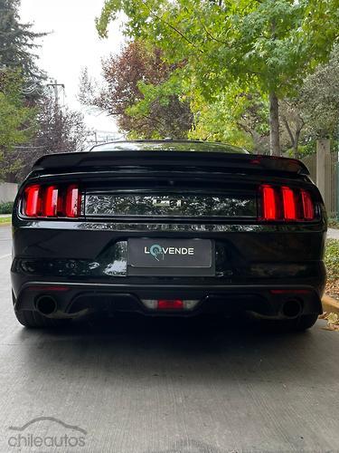 Ford Mustang 5