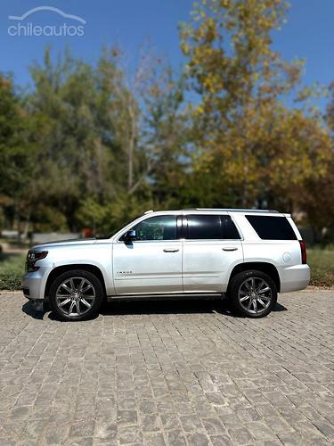Chevrolet Tahoe 2