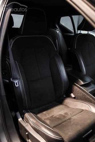 Volvo Xc40 12