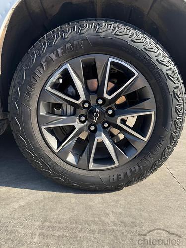 Chevrolet Tahoe 8