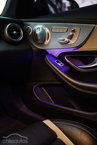 Mercedes-Benz C 63 Amg 12