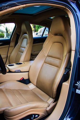 Porsche Panamera 12