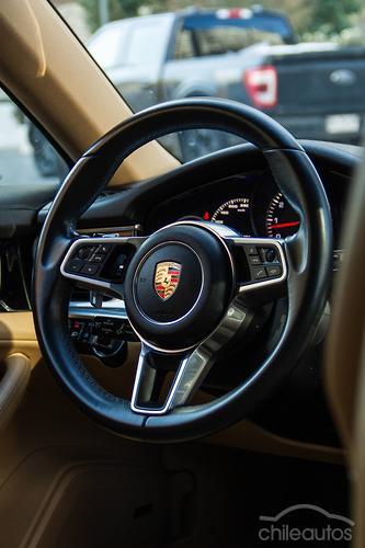 Porsche Panamera 10