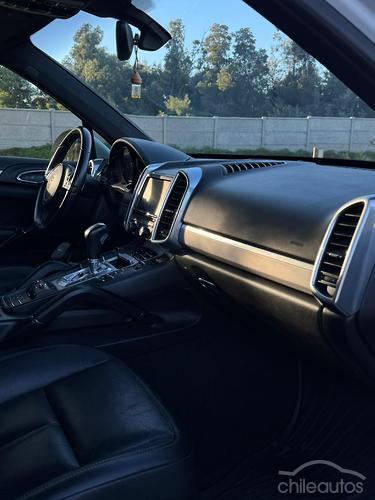 Porsche Cayenne 14