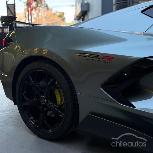 Chevrolet Corvette 5