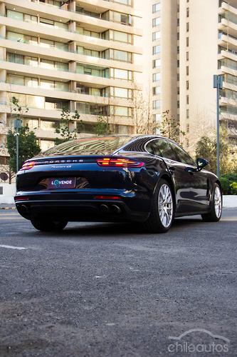 Porsche Panamera 6