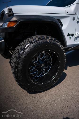 Jeep Gladiator 20