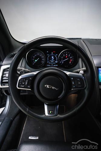 Jaguar F-Type 7