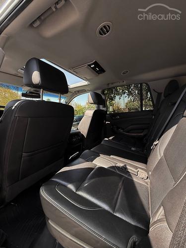 Chevrolet Tahoe 7