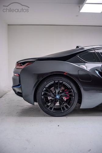 BMW I8 6