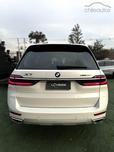 BMW X7 6