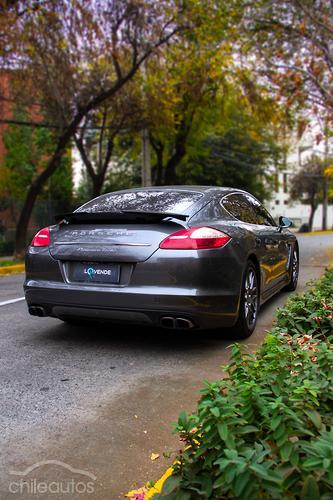 Porsche Panamera 4