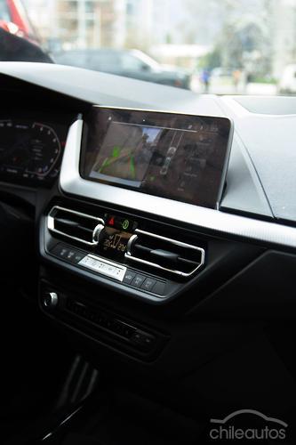 BMW 235 9