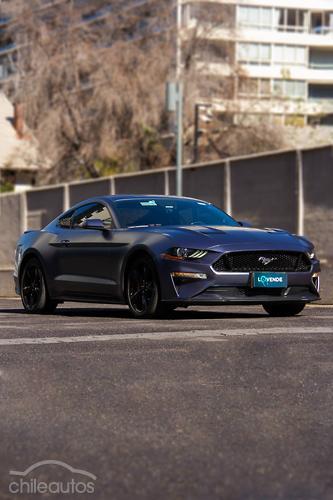 Ford Mustang 6