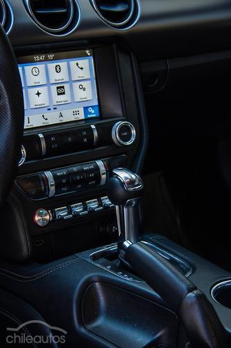 Ford Mustang 13